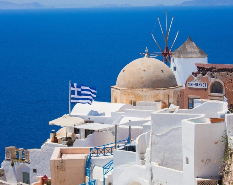 قانون اخذ اقامت یونان با خرید ملک چیست؟